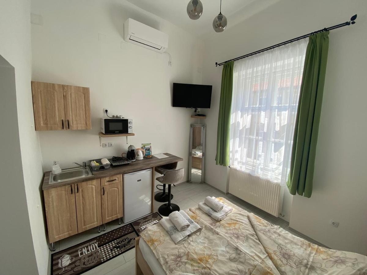 RÁD-VÁR Apartmanház Eger Exterior foto